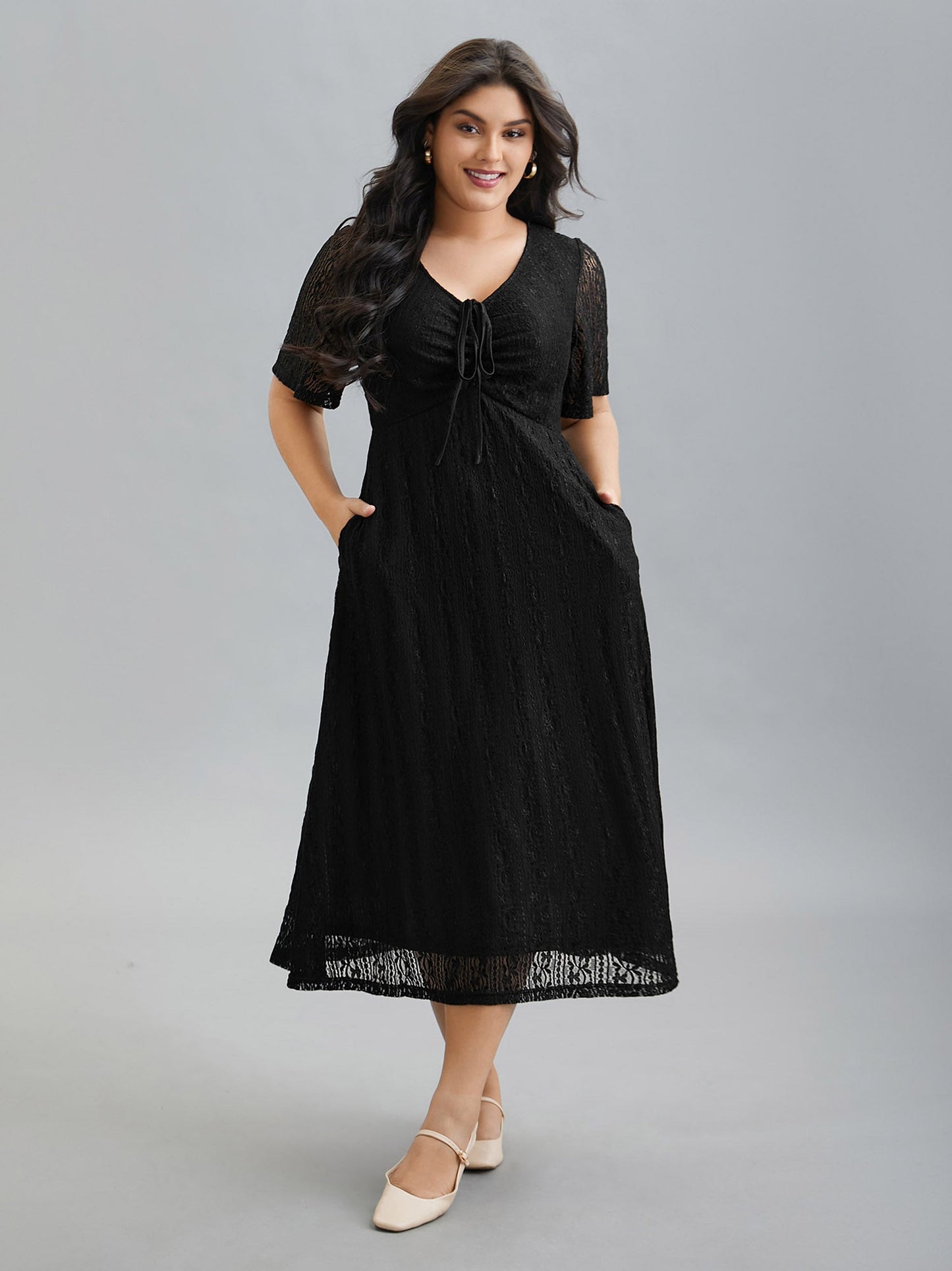 Lace V-Neck Bow Drawstring Midi Dress