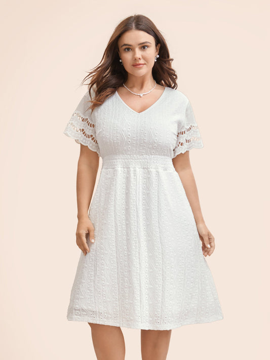 V Neck Shirred Lace Patchwork Dress