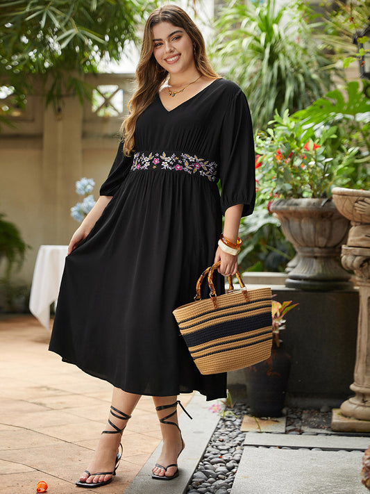 Floral Embroidered Patchwork Pocket Elastic Cuffs Dress