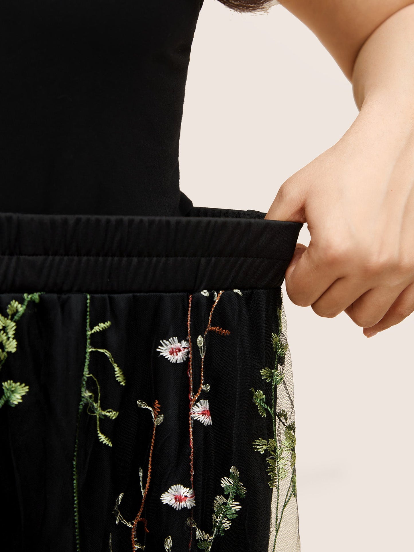 Plants Embroidered Mesh Elastic Waist Skirt