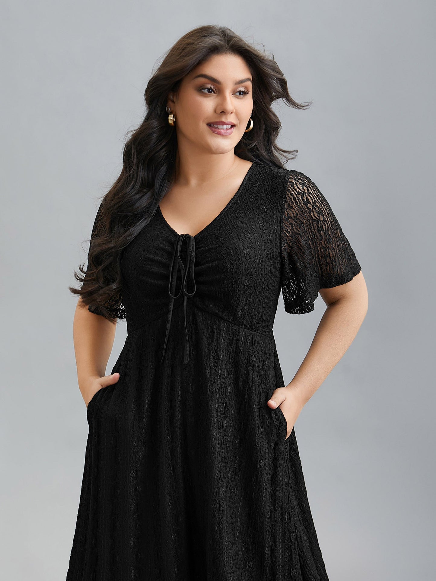 Lace V-Neck Bow Drawstring Midi Dress