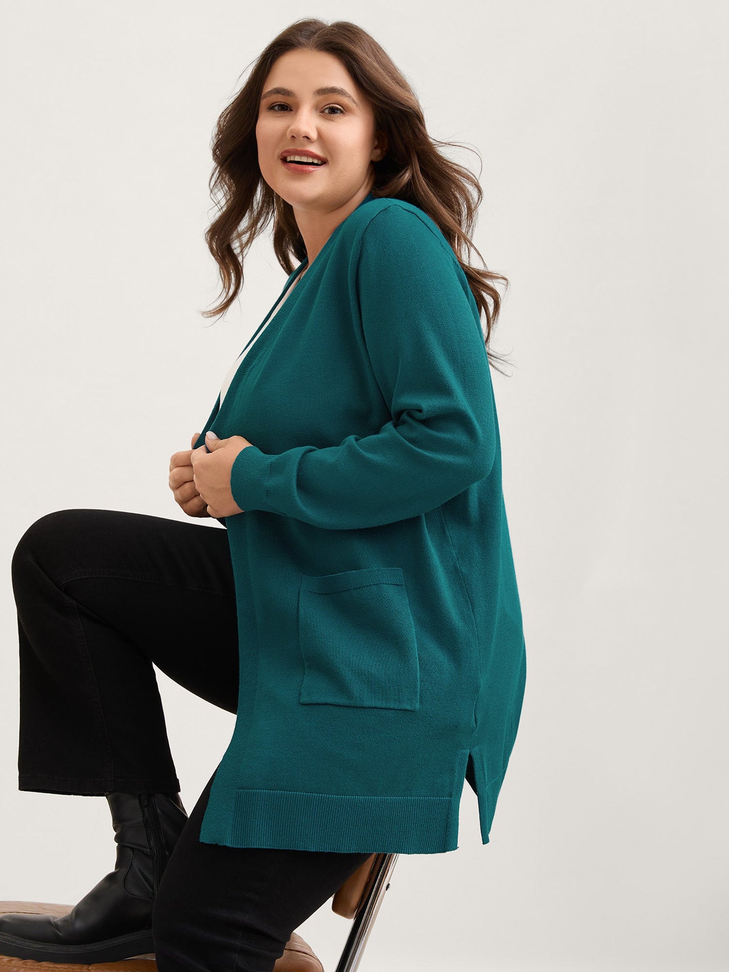 V-Neck Pockets Longline Knit Cardigan