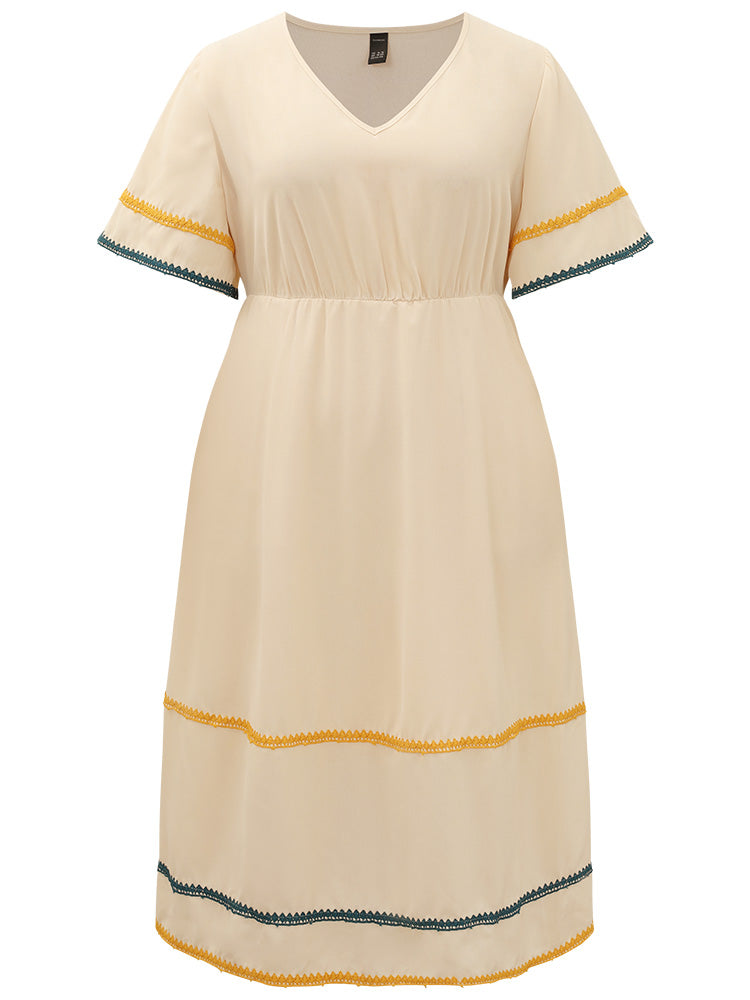 Contrast Trim Pocket V Neck Gathered Dress