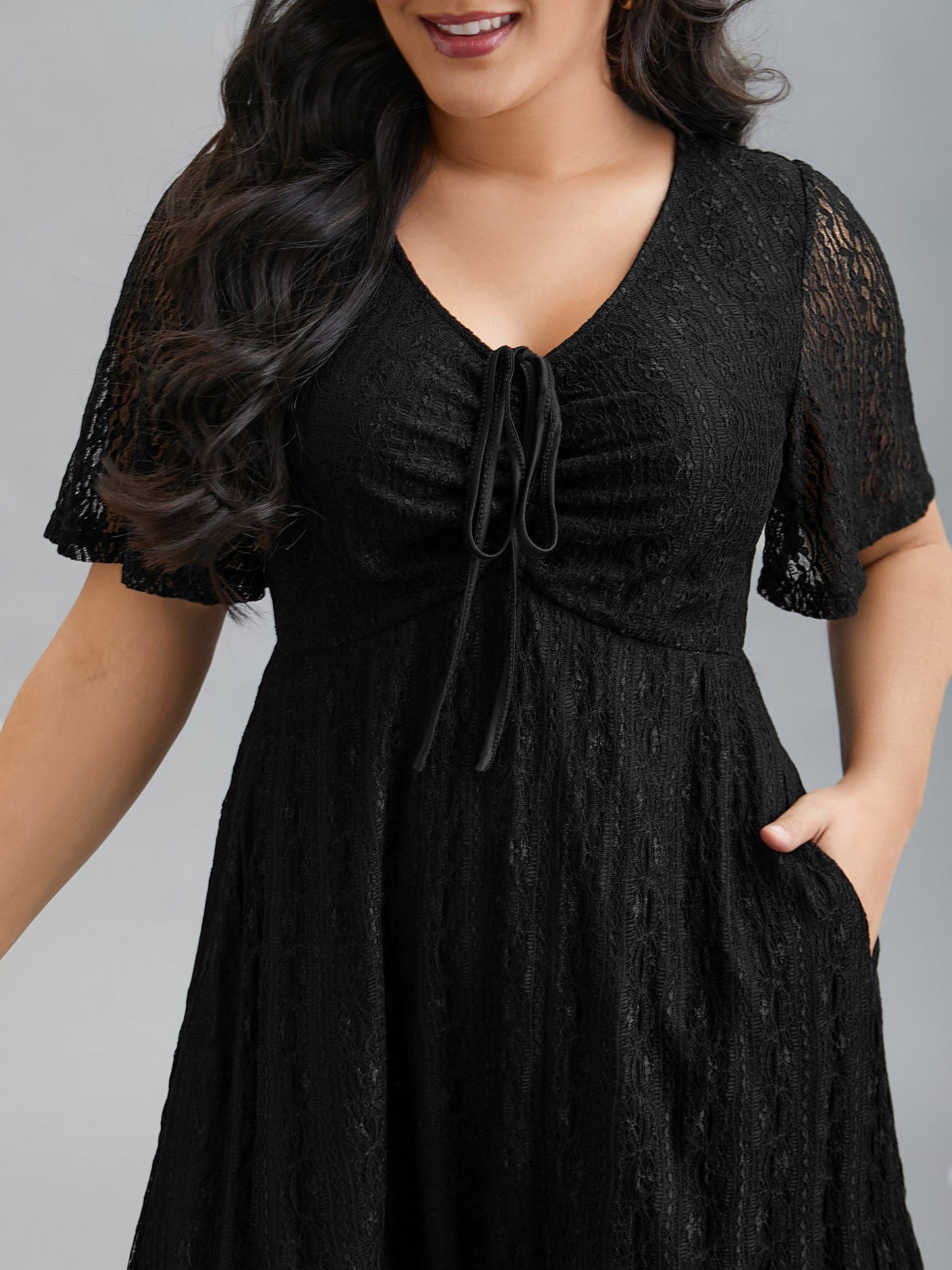 Lace V-Neck Bow Drawstring Midi Dress