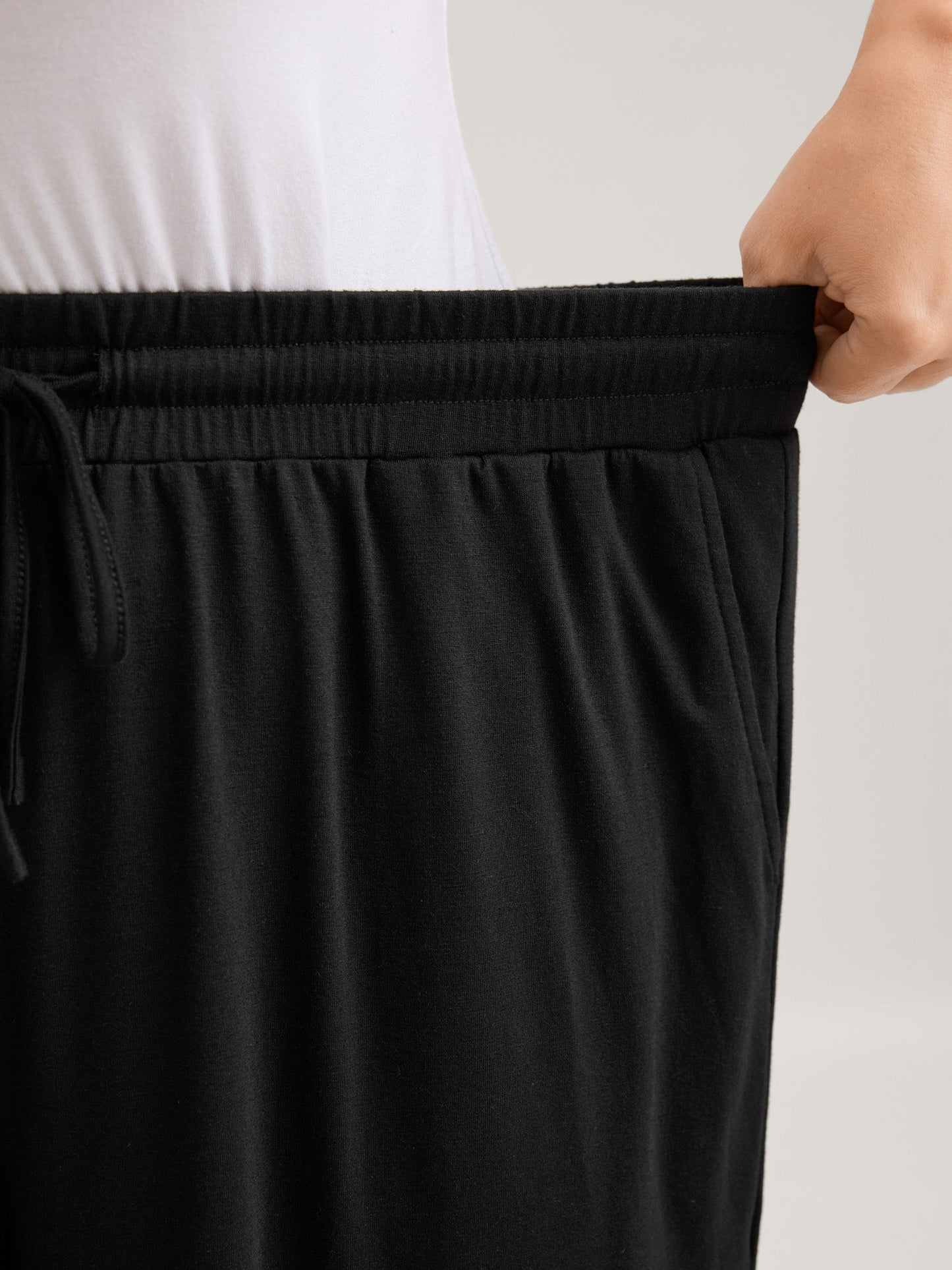 Ruffled Hem Stretchy Wide-Leg Pants