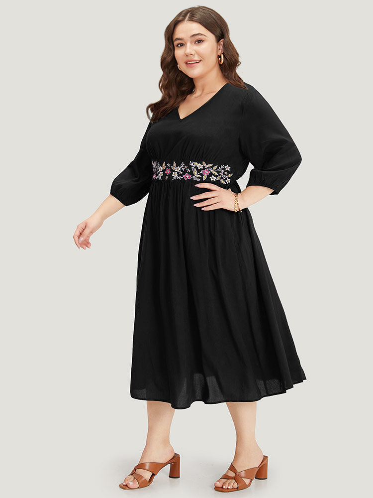 Floral Embroidered Patchwork Pocket Elastic Cuffs Dress